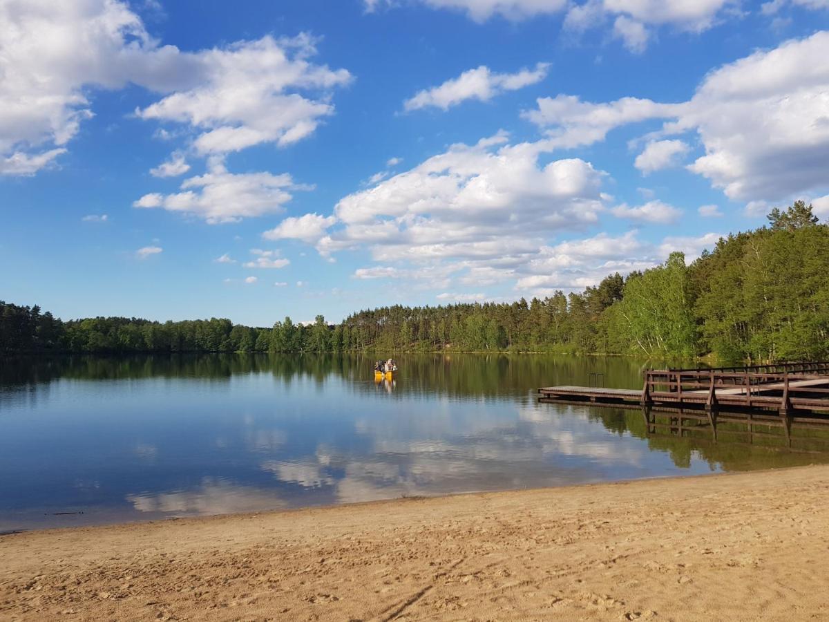 Chata Nad Rzeka Lipusz Buitenkant foto