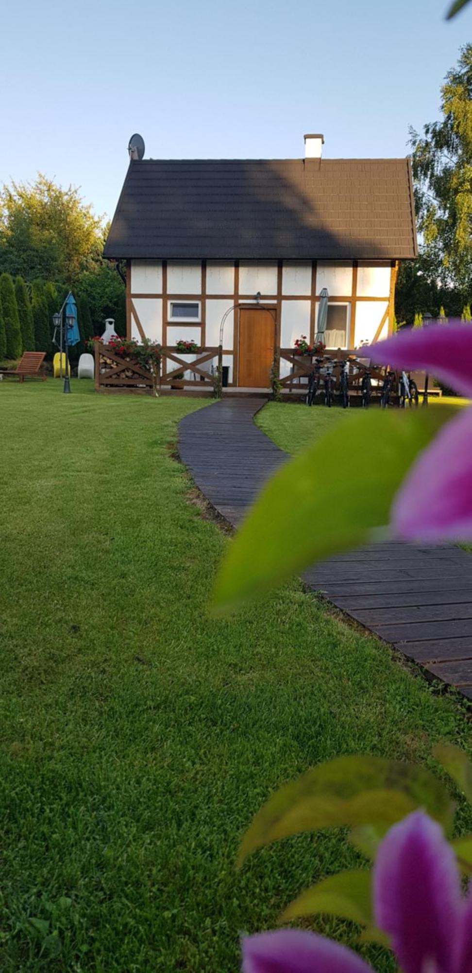 Chata Nad Rzeka Lipusz Buitenkant foto